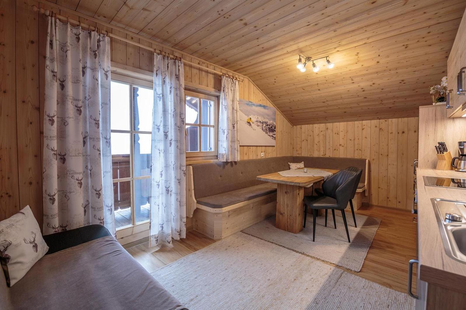 Gruenholz Itter