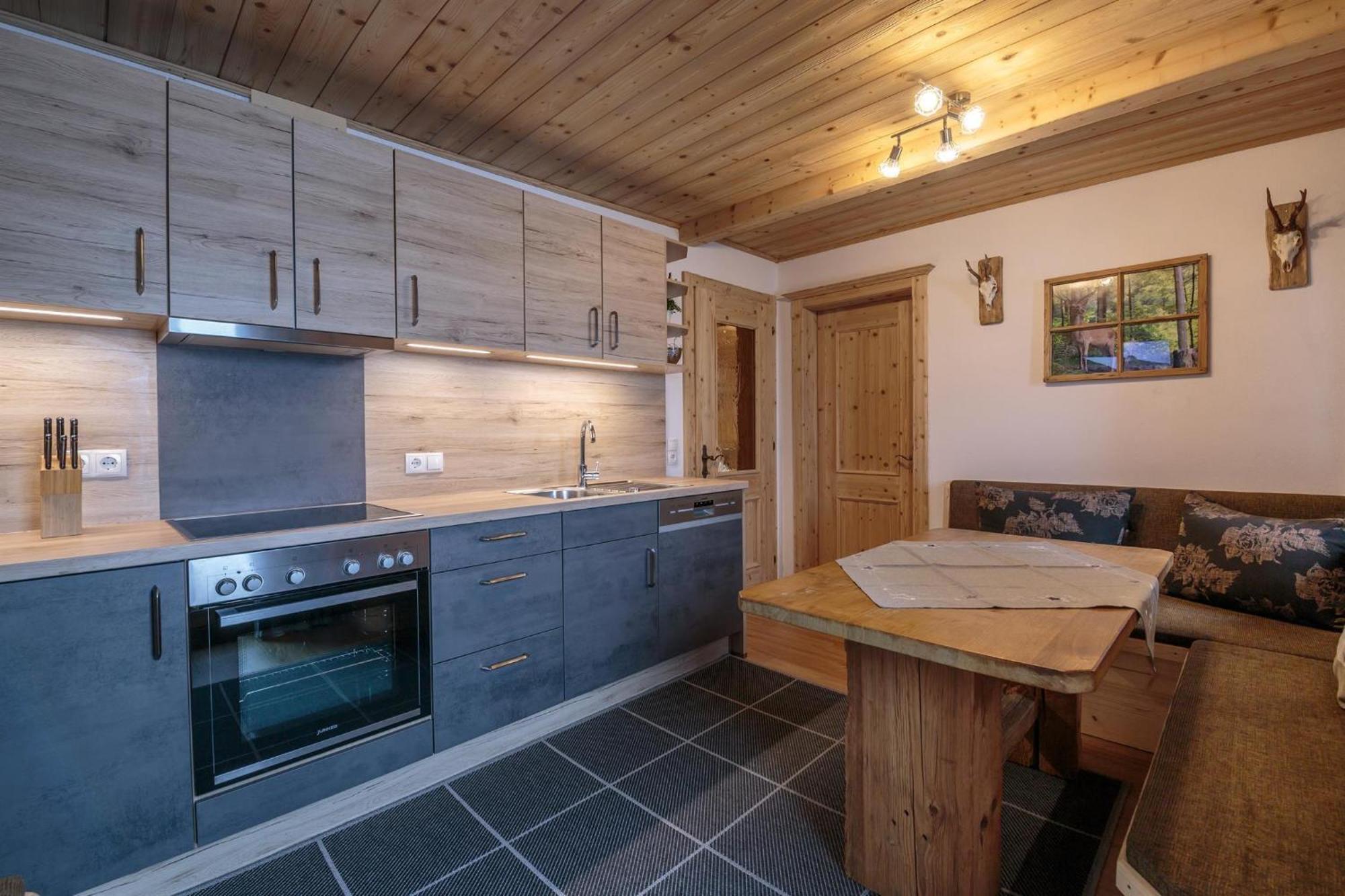 Grunholz Farm stay Itter
